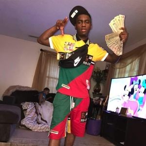 Meet your Posher, Quinton